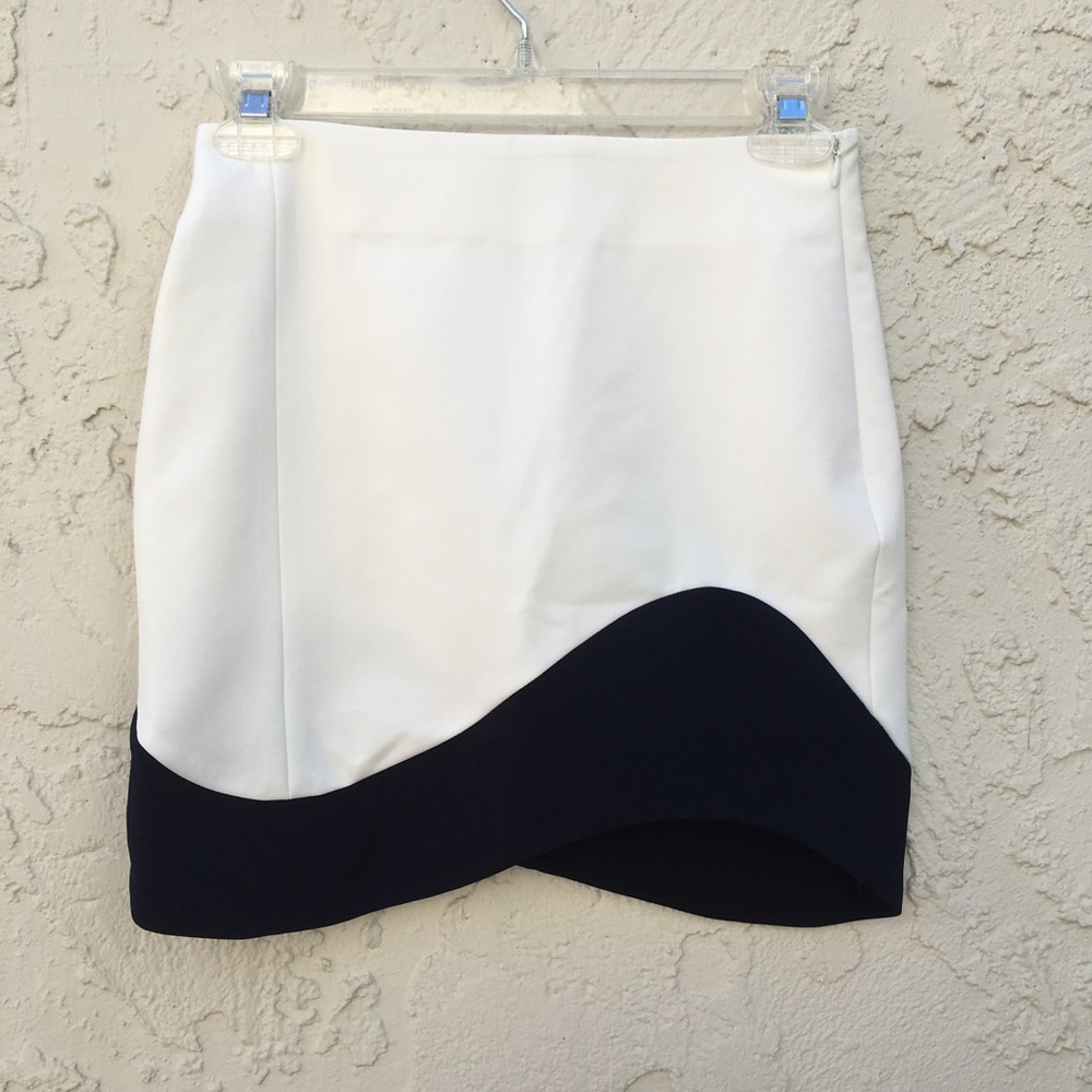 Wave Bodycon Skirt